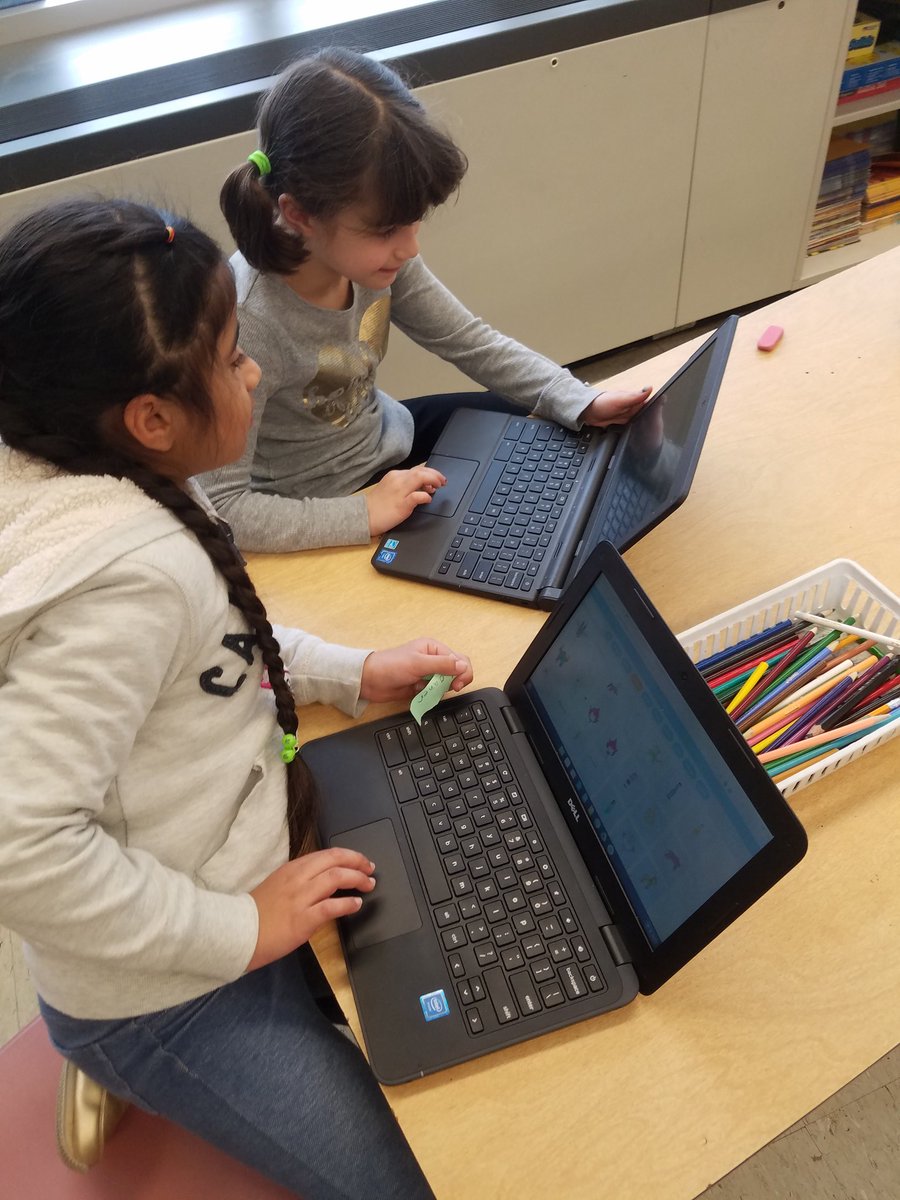 HeatherTechTST's tweet image. #girlswhocode @NortheastES become experienced and resilient #problemsolvers #icsdedtech @alleecoyle