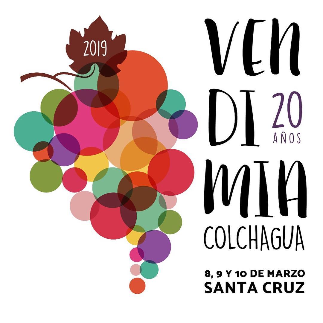 El 8, 9 y 10 de Marzo en la Plaza de Santa Cruz será la gran celebración de los 20 años de la Vendimia de Colchagua!!
❤️🍷🇨🇱️😉
El valle te espera para disfrutar de muestras de artesanía, su gastronomía, música y degustación de vinos y mucho más! <a href="/VinasColchagua/">Viñas Colchagua</a> #enoturismo
