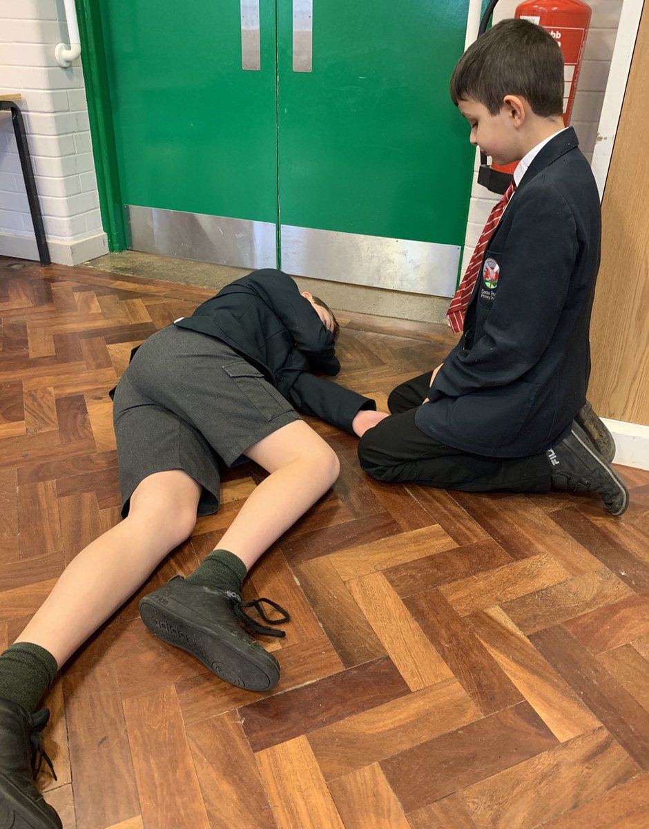 JPFirstAid's tweet image. Fantastic day delivering Basic First Aid to the Year 5 students @CedarRoadPri 😀

Here are few of the action shots we took along the way 📸