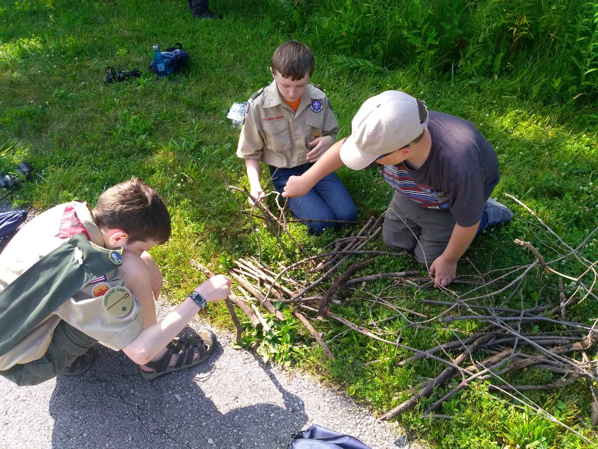 WildRefuge's tweet photo. Welcome, @RepSlotkin! We fight every day for the #RefugeSystem, and we need your help. Detroit River Int’l National #WildlifeRefuge is a vital part of the #MI08 community - help us protect this refuge and all others! @USWFSMidwest https://t.co/Hu5E3BoG4w