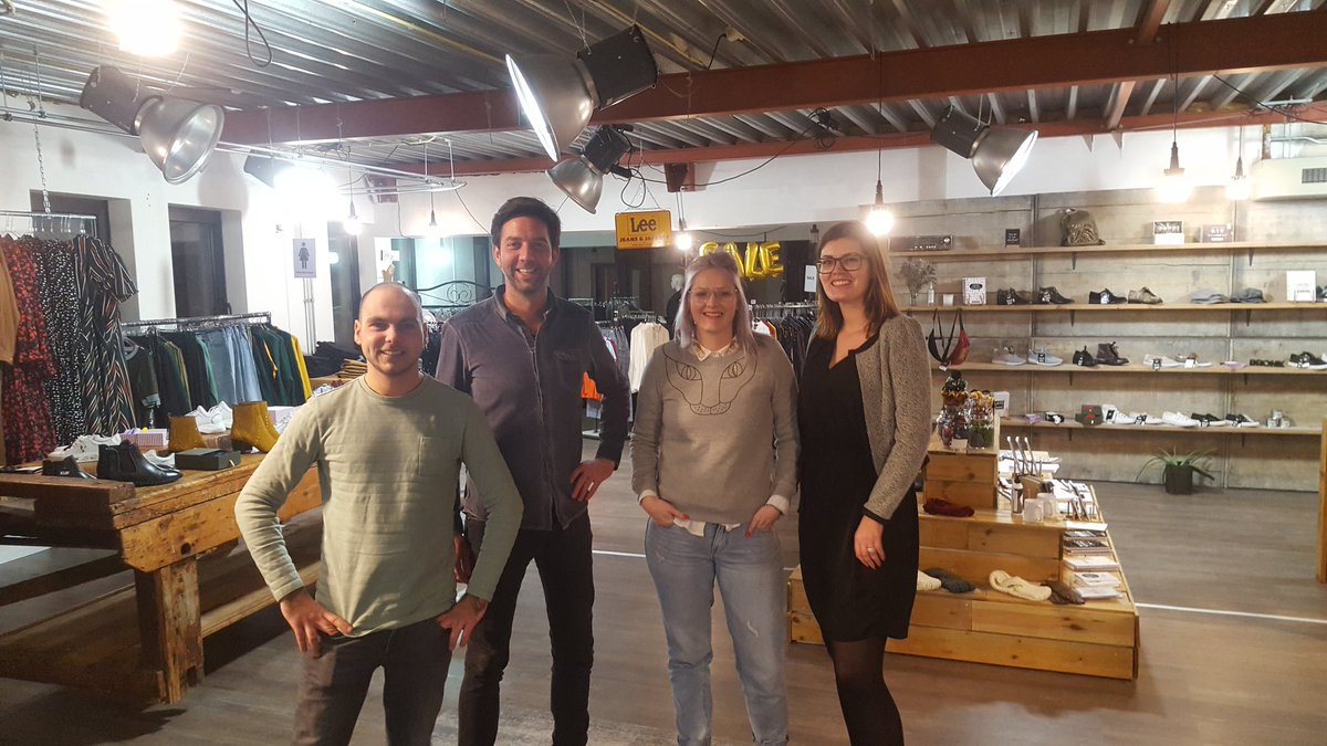 Zojuist geëvalueerd met de JONGE Ondernemers. Dank voor jullie input! En Ellie Thijssen dank voor de gastvrijheid!

#ohm18 #opnaarohm19 #zinin