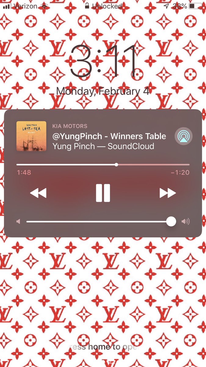 Chris_Meadows16's tweet photo. “Aye, If you feel it put your drinks up to the sky”🥂 @yungpinch https://t.co/VdE7Q2wiUq