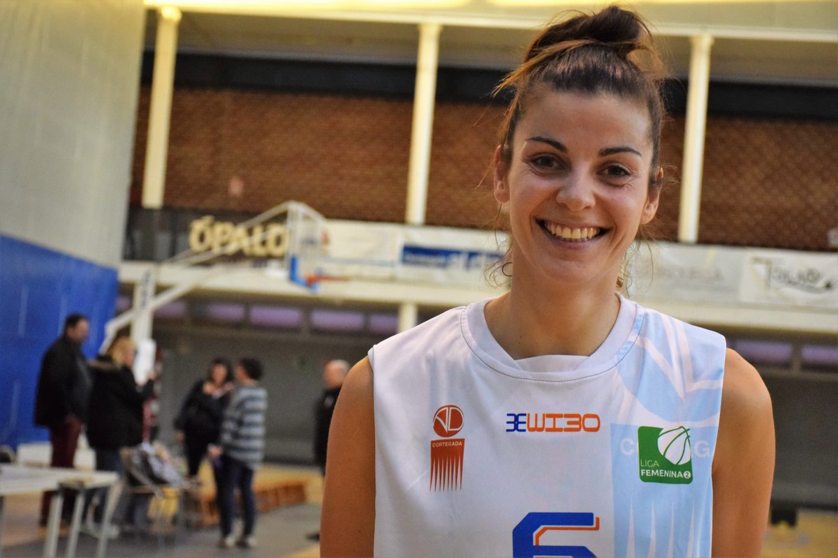🎙️<a href="/saragomezf6/">sara gomez</a>, capitana del <a href="/ADCORTEGADA/">AD CORTEGADA</a>: "El baloncesto me enseñó a ir perdiendo la timidez"
🤔"No necesito meter puntos para salir contenta de un partido"
✍️📸<a href="/ToniDelgadoG/">💫 Toni Delgado ⚒️</a> para @cronoderecords cronometroderecords.blogspot.com/2019/02/sara-g… #basketfem