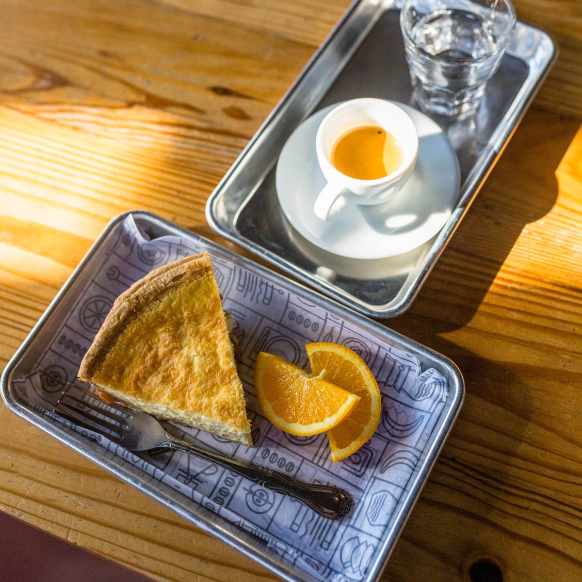 Coming in HOT! With a full range of breakfast and lunch options you’re sure to find exactly what you’re looking for! #fillingstationcoffee #igkc #KCMO #Coffee