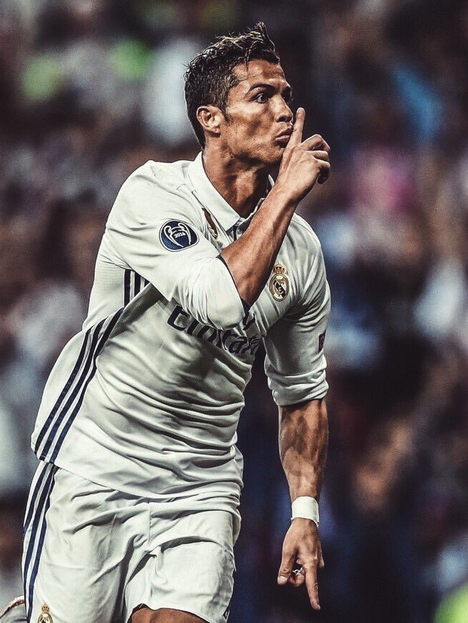 Happy birthday Cristiano Ronaldo 
The real life definition of NEVER GIVE UP   