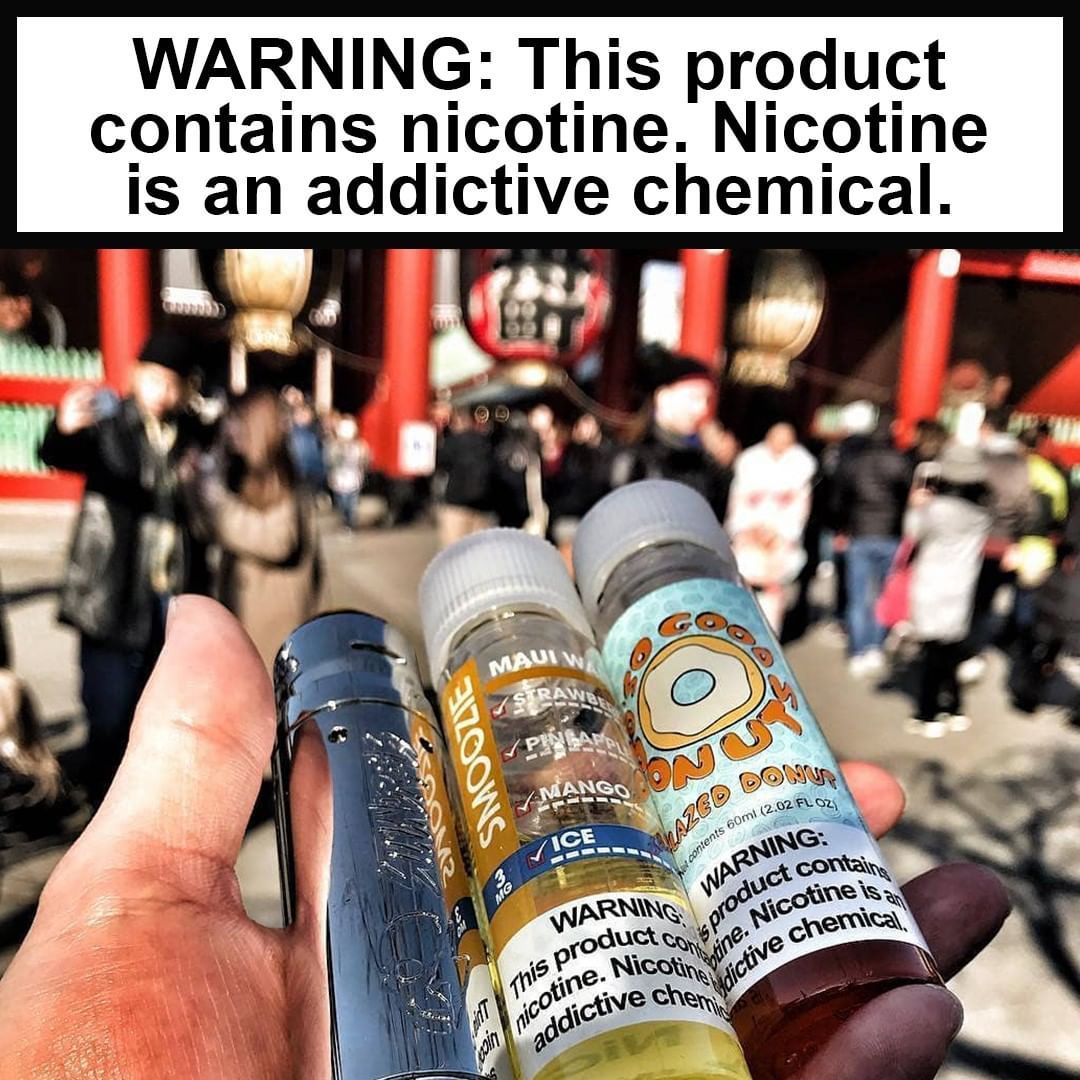 Hand Checking that Smoozie - Maui Waui and O' So Good Donuts - Glazed Donut buff.ly/2HSlzSf