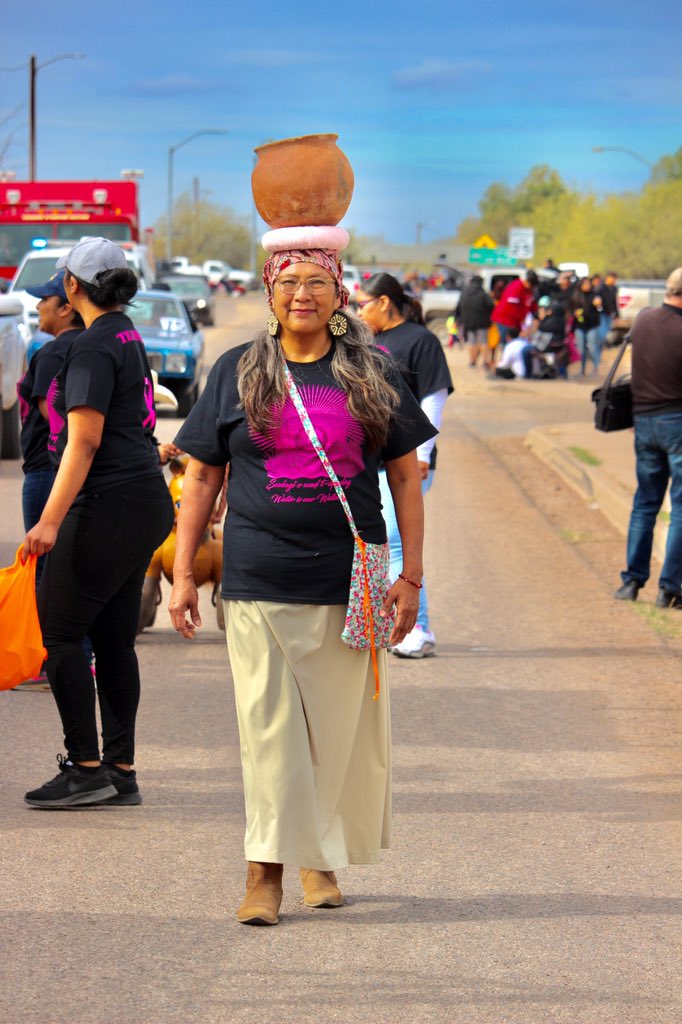 Bobby123Narcho's tweet photo. Few shots of the Parade from me and the Misses!
#quivarivisuals #tohonooodhamutilityauthority #tohonooodhamcommunitycollege #jegos #missakchin #jrmissakchin #basketdancers #nativeallstars #baboquivariwarriors #misscoloradoriverindiantribes #missgilariver #jrmissgilariver https://t.co/eKlpgSsUm7