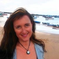 RosaVientos's tweet photo. Hablamos con @emmalira de la historia de un auténtico hombre lobo que ha ciontado en el libro "Ponte en mi piel" #rosavientos #radio #podcast
https://t.co/xnpDIduU1W https://t.co/9y40deRMT5