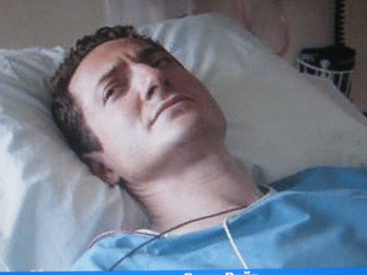Elina21458891's tweet photo. #SashaRoiz as Sean Renard #LouiseLombard as his mother #Grmm s4 /Return after death/🌟❤️🌹 https://t.co/kKCHfgaF6r