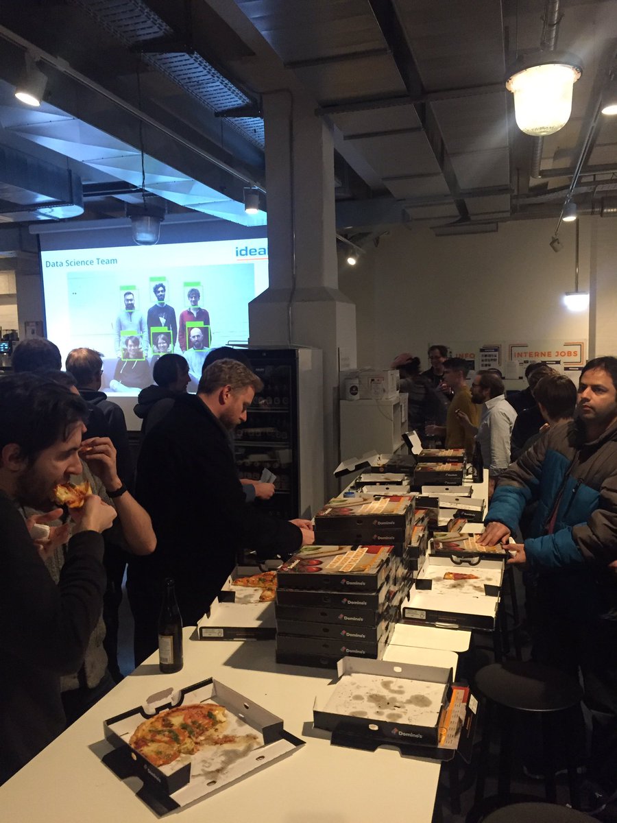 Full house tonight at the Berlin #machinelearning #meetup hosted by <a href="/idealo_de/">idealo.de</a> I had a great time presenting our image quality project lnkd.in/d9tbzdZ But Francesco was the star tonight presenting our image super resolution project lnkd.in/dQYJRek 👏🏾🔥<a href="/idealoTech/">idealo Tech</a>