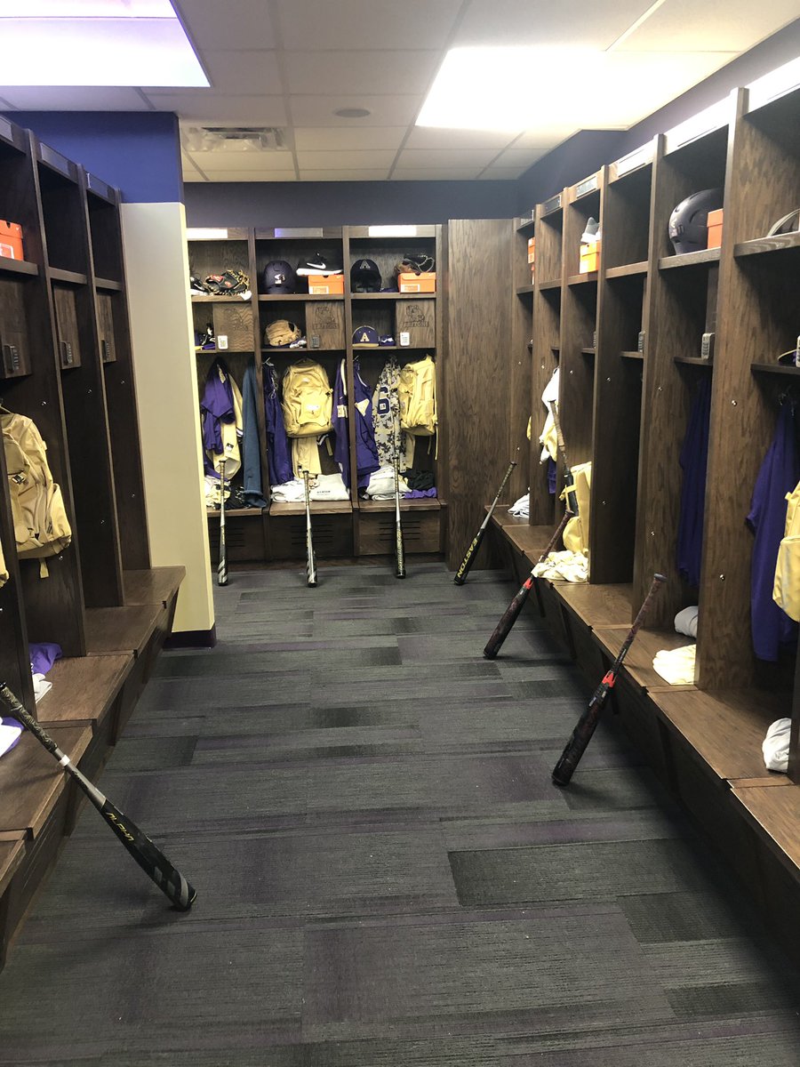 Albion Baseball tweet media