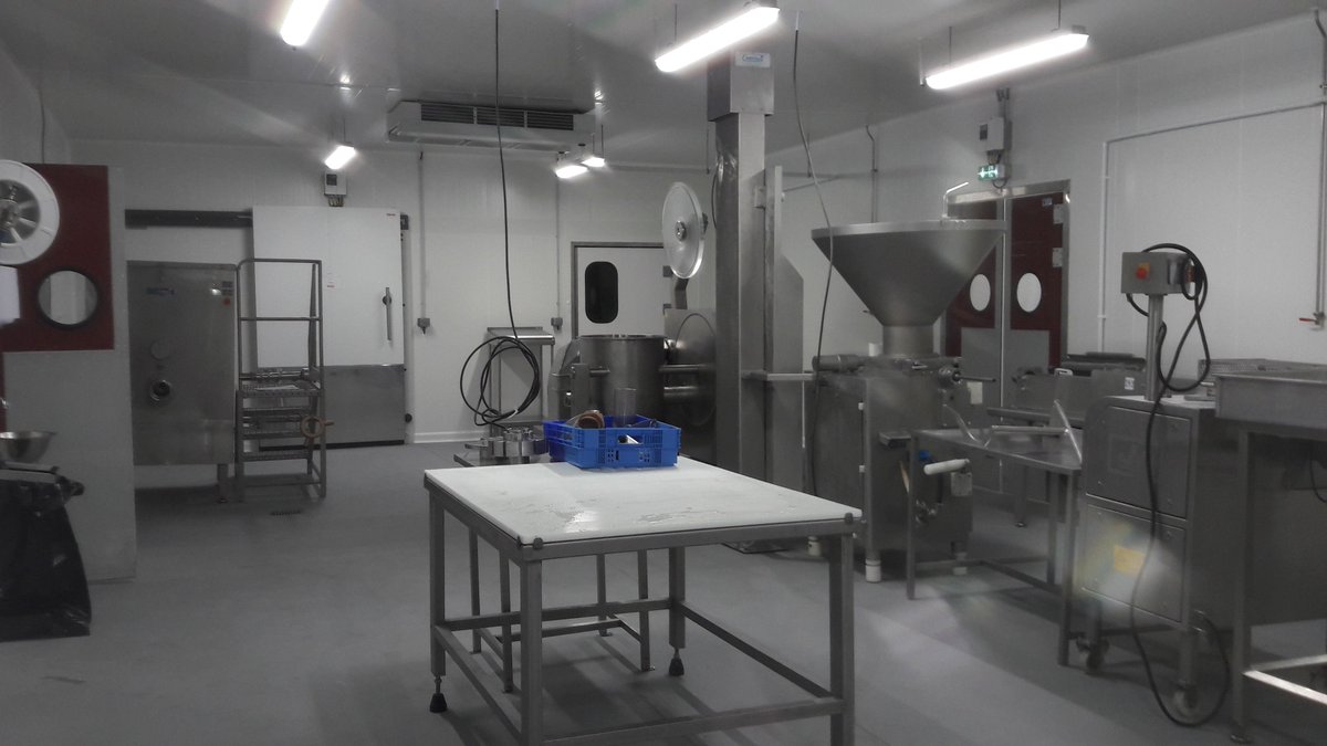 Svlrw's tweet photo. A Revel, @Maison_Recape regroupe l'ensemble de ses moyens de production ! https://t.co/jW1sRVMedT https://t.co/9EnXFOTzHc