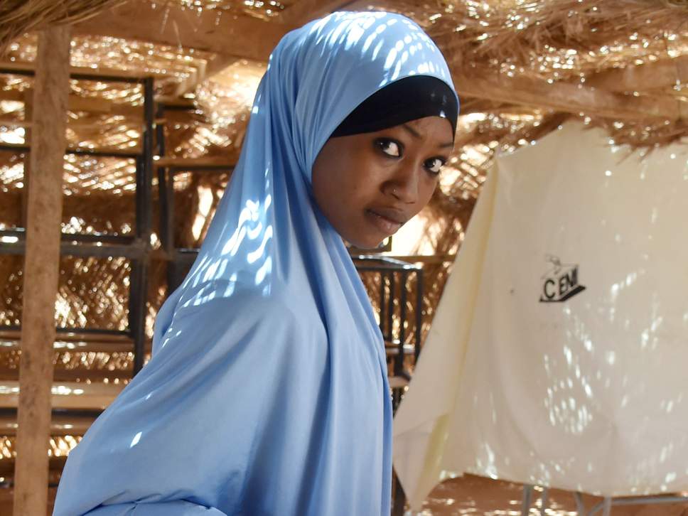 ModernGEAIsha's tweet photo. In conservative Niger, women are taking advantage of changing social mores to escape bad marriages and find love: https://t.co/EGfDWbdaJL 
#ModernGEAisha #UntyingTheKnot #WomensRights https://t.co/SCOE6UteuH