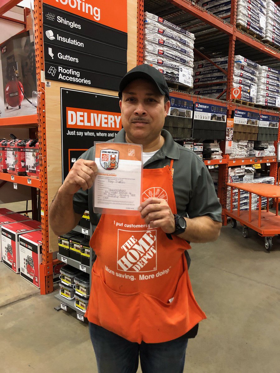 Associate of the month for freight Roger
