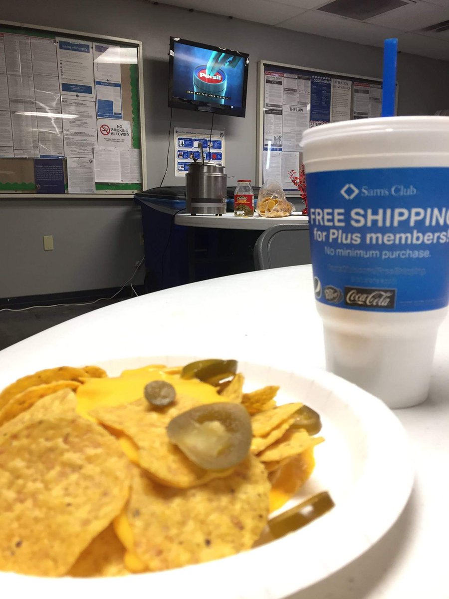 anml_styl's tweet photo. T’was a Party of one! At work while my @TiVo was recording for the game day commercials #TiVoGameSkip https://t.co/zCVZ99Nzgd