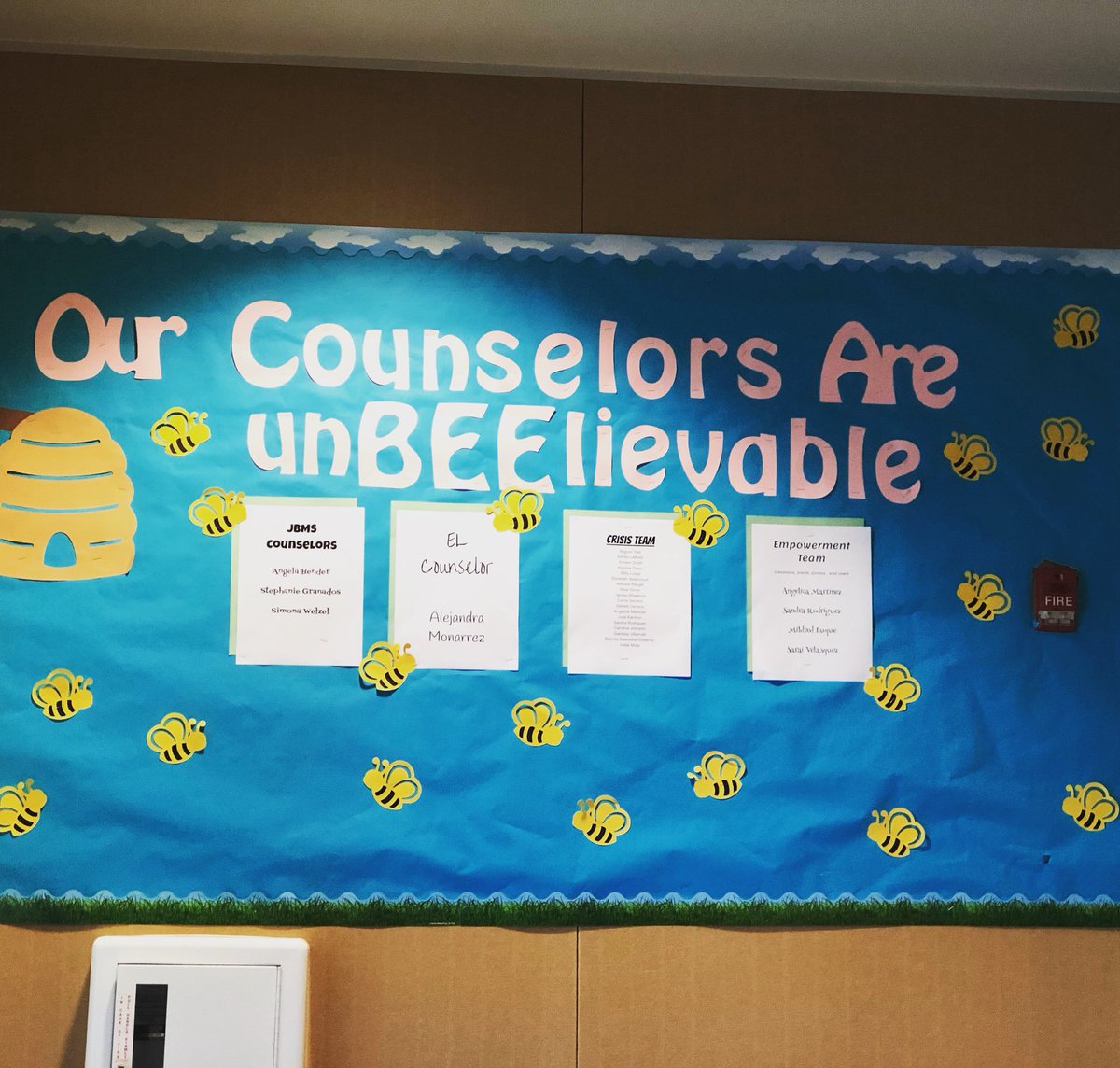 JBMS_WEBcrew's tweet image. Happy #nationalcounselorsweek  You are unbelievably awesome!!!🐝🐝🐝🐝 #jbmswebcrew #WEBcrew