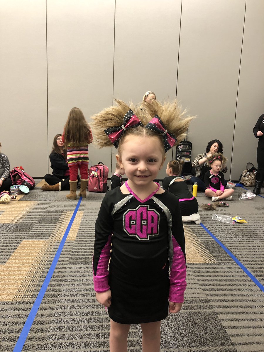 bdcobbtgs's tweet photo. Cold but great weekend in Columbus. Got to see my uncle for the first time in a couple years and the girls won another first place! https://t.co/THXe5QInz9
