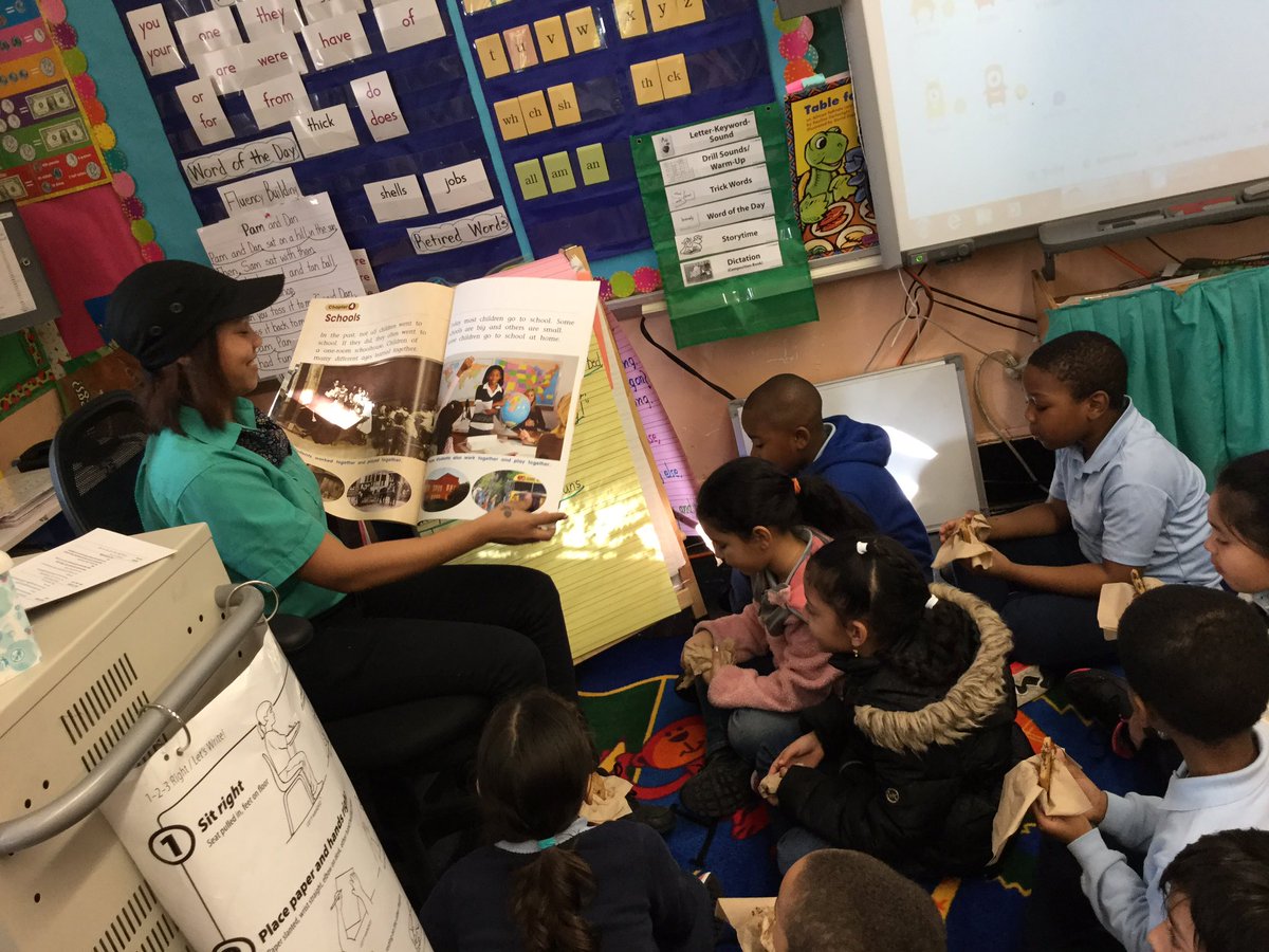 61Public's tweet photo. We enjoyed the stories #WorldReadAloud2019 and cookies @mdc_sanchez @DistCouncil37 @FollowCSA @D12SupRosado @UFTDistrict12 https://t.co/U7w8CLcVKy