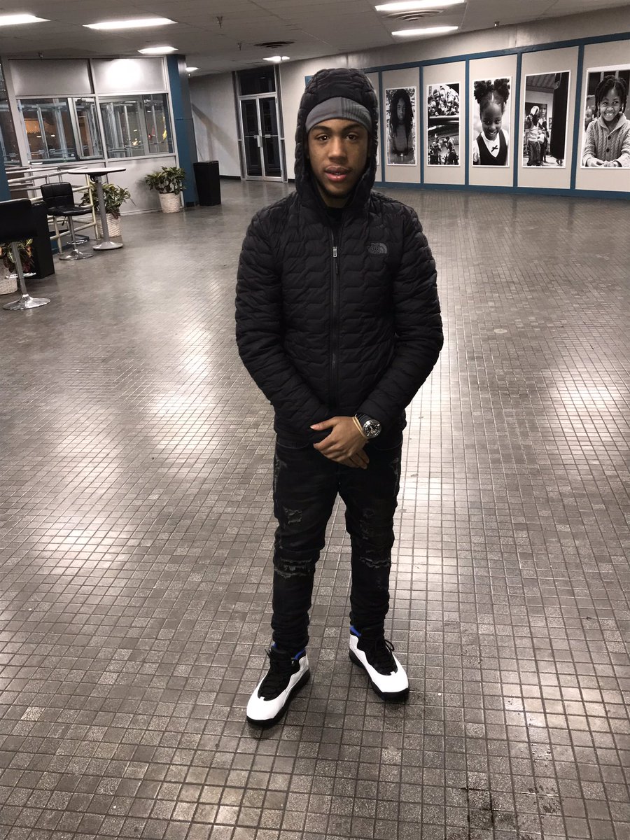 forevabackend1's tweet photo. Blessed ✨🙏 shit could be worst so I never complain 🖤 #freetadaman💯 #LLJefe💙 #103Foreva💔 https://t.co/Qc94XnSJPu