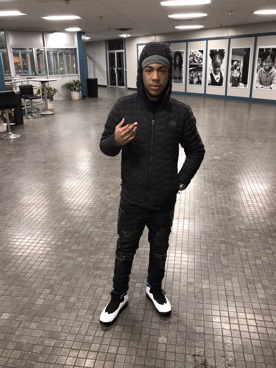 forevabackend1's tweet photo. Blessed ✨🙏 shit could be worst so I never complain 🖤 #freetadaman💯 #LLJefe💙 #103Foreva💔 https://t.co/Qc94XnSJPu