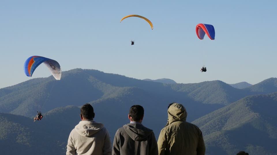 FlightActive's tweet image. Colourful sky #Paragliding #photograph #mountains #adventures #beautifullife #paraglidinglife #livinglife #traveling