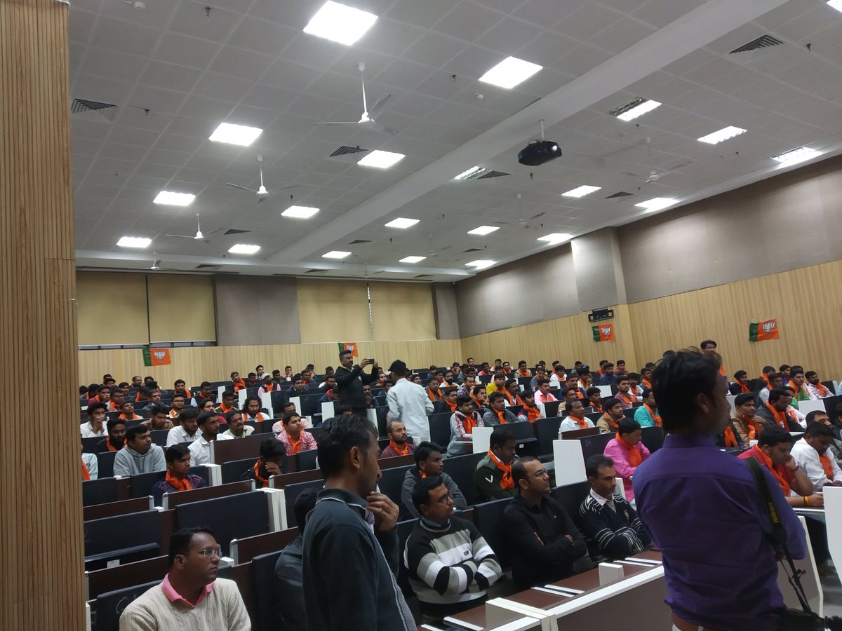DrSudhirPatel's tweet photo. #BloggerMeet #NamoAgain #小宮有紗生誕祭2019 #MamataFreeBengal #SuperBowl https://t.co/BdHOQv9M8g