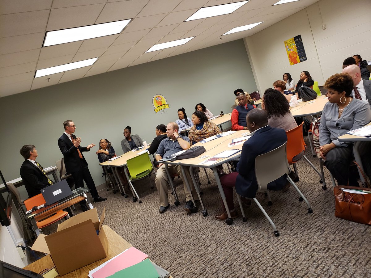 Learn2dayCT's tweet photo. APS Aspiring Leader Development for Central Office is off to a great start. So excited to work with such awesome people!!!! @Atldepsupt @RobertsOF_7 #1stcohort https://t.co/IVNw64UprJ