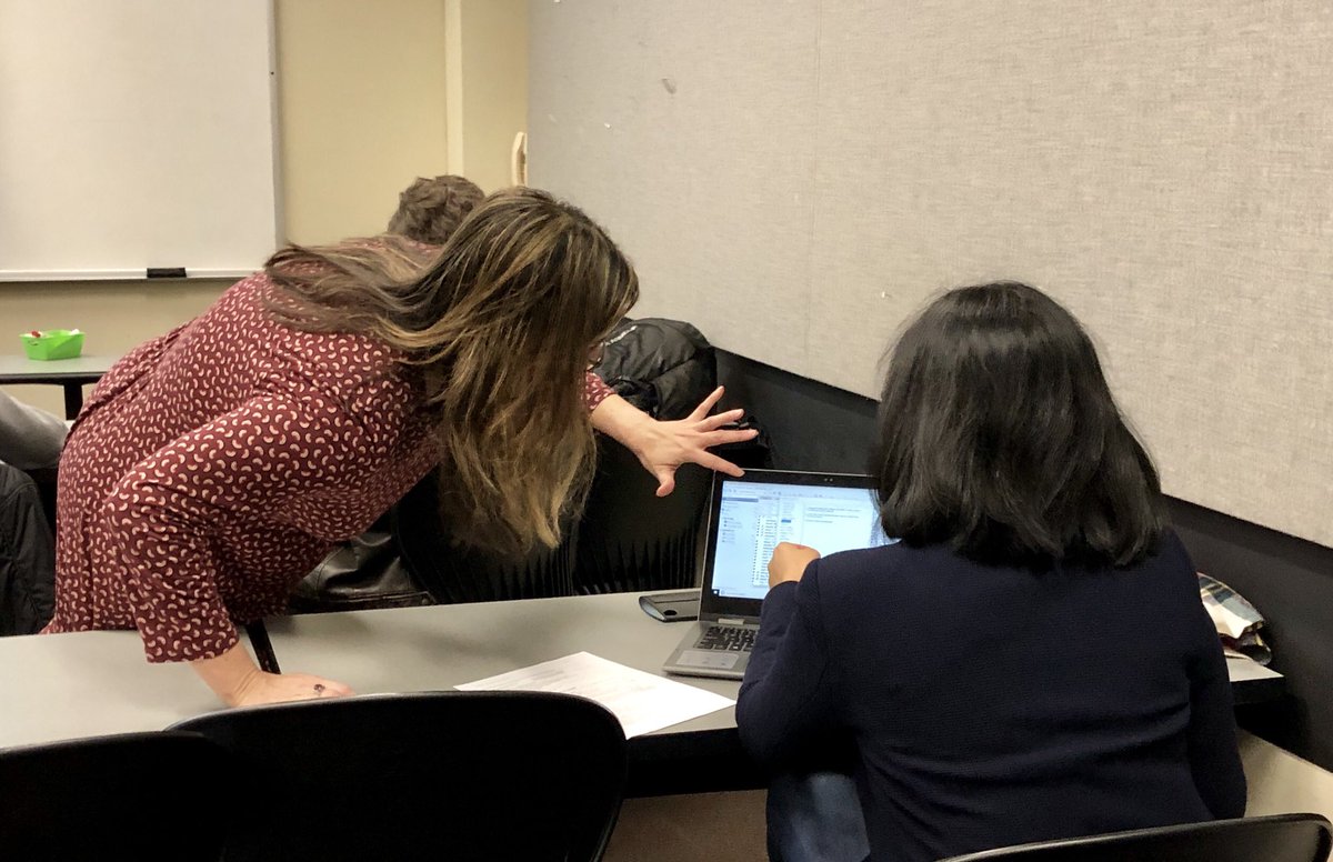 UTKLibraries's tweet photo. Lots of discoveries today in our Intro to EndNote class! Join us on Thurs. at 3:30, room 127 to learn how to save time in your research. Register by emailing endnote@utk.edu #UTK #VolResearch #VolsLearn https://t.co/jM4fRXZGhl