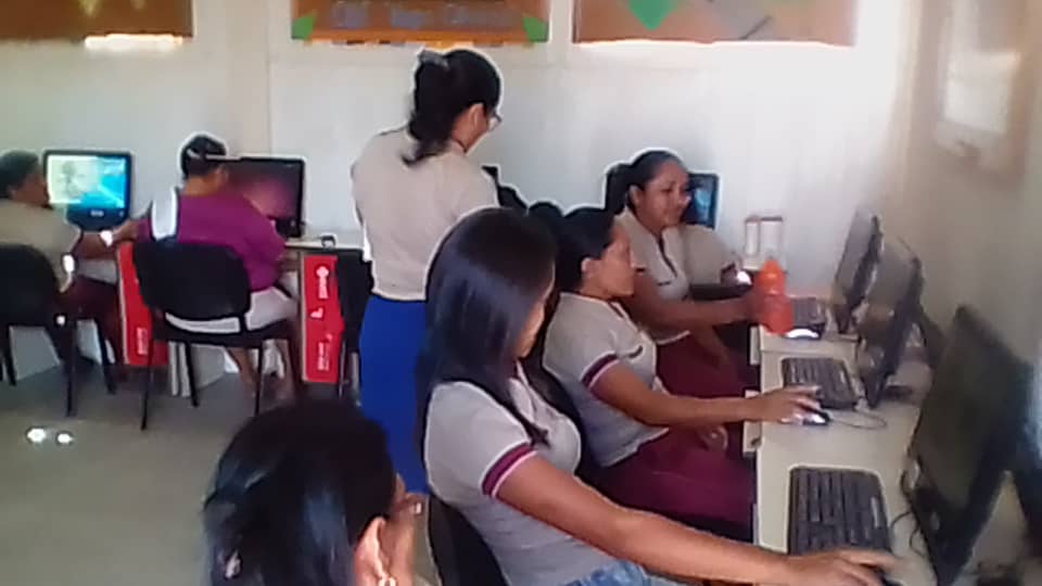 CbitApure's tweet photo. @Fundabit #Apure|| Tutores y Totoras #CBIT, Continúan con  la Jornada de Formación en "Uso de las TIC's". Dirigidas ha Madres y Docentes del #SENIFA Mcpio San Fernando.
#4FRevoluciónPatriótica 
@MPPEDUCACION 
@vane_prieto 
@isleyita 
@cesarmirabal28 https://t.co/pN6jDHcLYB