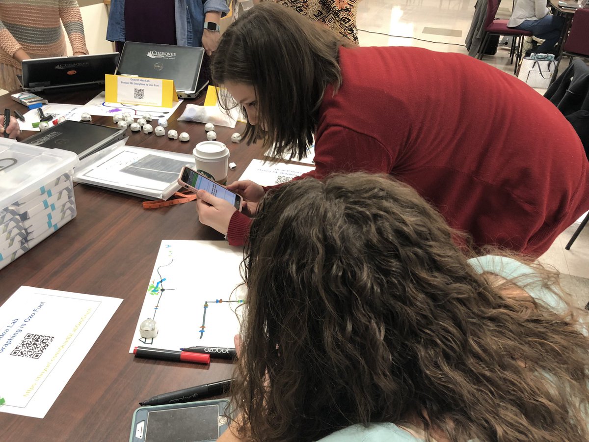 achieveitchat's tweet photo. What an amazing experience! Teachers @CherokeeSchools used #ozobots to demonstrate their understanding of important events in a story in the #QuadDIdeaLab. #LeaderEd #BoldSchool #achieveit @bluknow @CCSD_PD https://t.co/RJIEmsVKdS