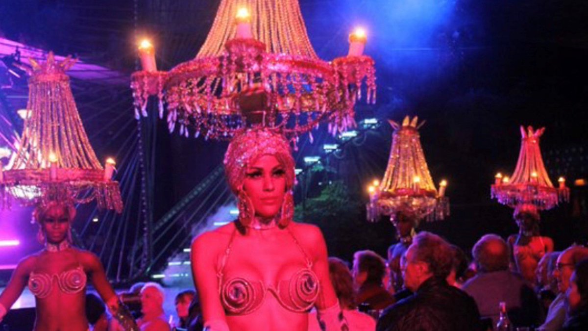 WBFoundation1's tweet photo. Whistler’s LEGENDARY event of the season.
“Havana de la Noches” MOUNTAIN TOP GALA presented by Samsung. 
Saturday, March 2. Tickets always sell out, so don’t wait! 
Buy now: https://t.co/tJKyLceSG1 https://t.co/cPw8g1EV65