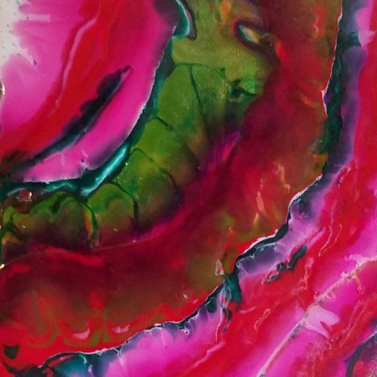 StudioPashnada's tweet photo. Geode 
5"x5" layered acrylic pour 
available framed as shown, outside dimensions are 8.25″h x 8.25″w x 1″deep 👉🏼 https://t.co/vi9uHDI8S6 

#AcrylicPourPainting
#FluidArt 
#FluidArtist
#AcrylicPouring 
#AcrylicPainting 
#PourPainting 
#AbstractArt
#AbstractArtist 
#ContemporaryArt https://t.co/jSELmSDnuA