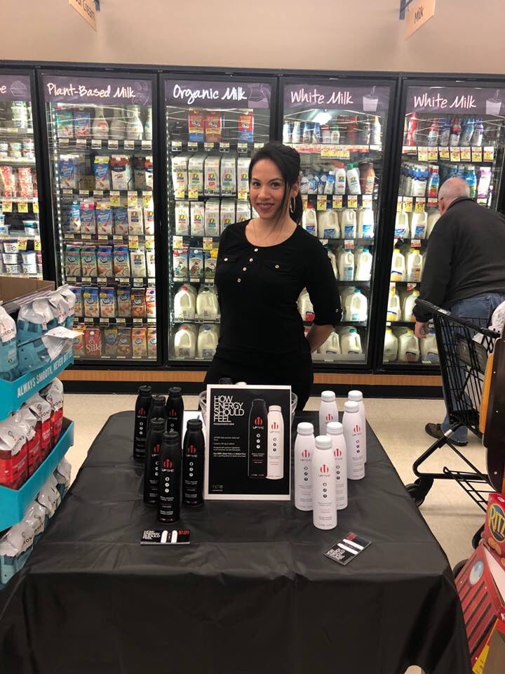 GTUniverseINC's tweet photo. Do you know the difference between sampling and a demo?
We do & that’s why many brands prefer our specialty demo team!
Here’s a peek at some of our recent collabs!
Check out the link below, reminding us why these demo efforts are so important! https://t.co/mAASGGv2ow #poweredbygt https://t.co/vbxMVBLwVh