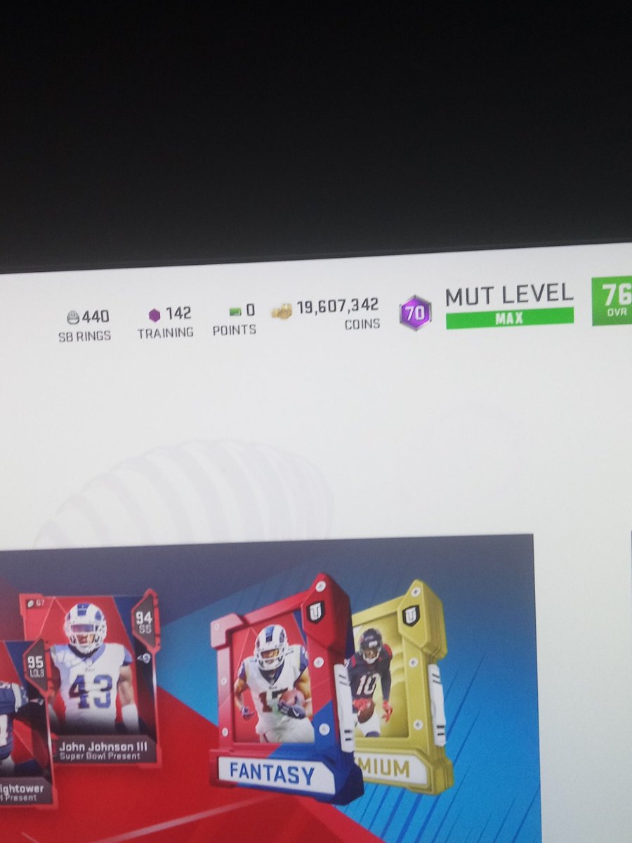 iim_riskyy's tweet photo. Xbox guys this is for you, 
 1 MILLION COIN GIVEAWAY 1 WINNER I'll draw later tonight around 9pm est. Every 10 Mill I sell, I'll give 1 away. https://t.co/jZgFGDVHAj