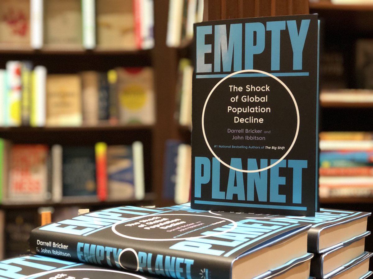 RCGS_SGRC's tweet image. We are at @BenMcNallyBooks for the latest #CanGeoTalks event, celebrating the launch of @JohnIbbitson and @darrellbricker’s new book #EmptyPlanet.