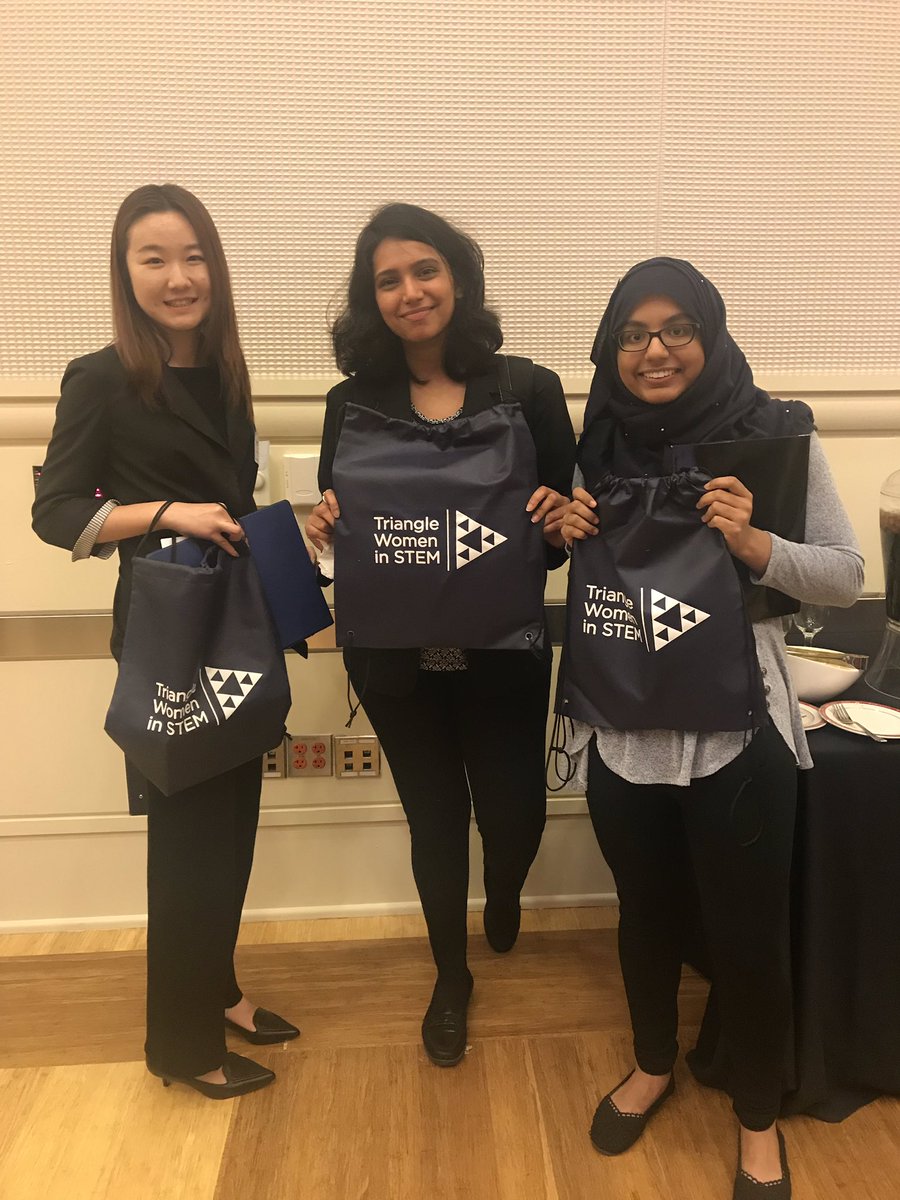 TriangleWiSTEM's tweet image. Future engineers show off #TriWiSTEM goodies at The Ultimate Icebreaker #womENgineering