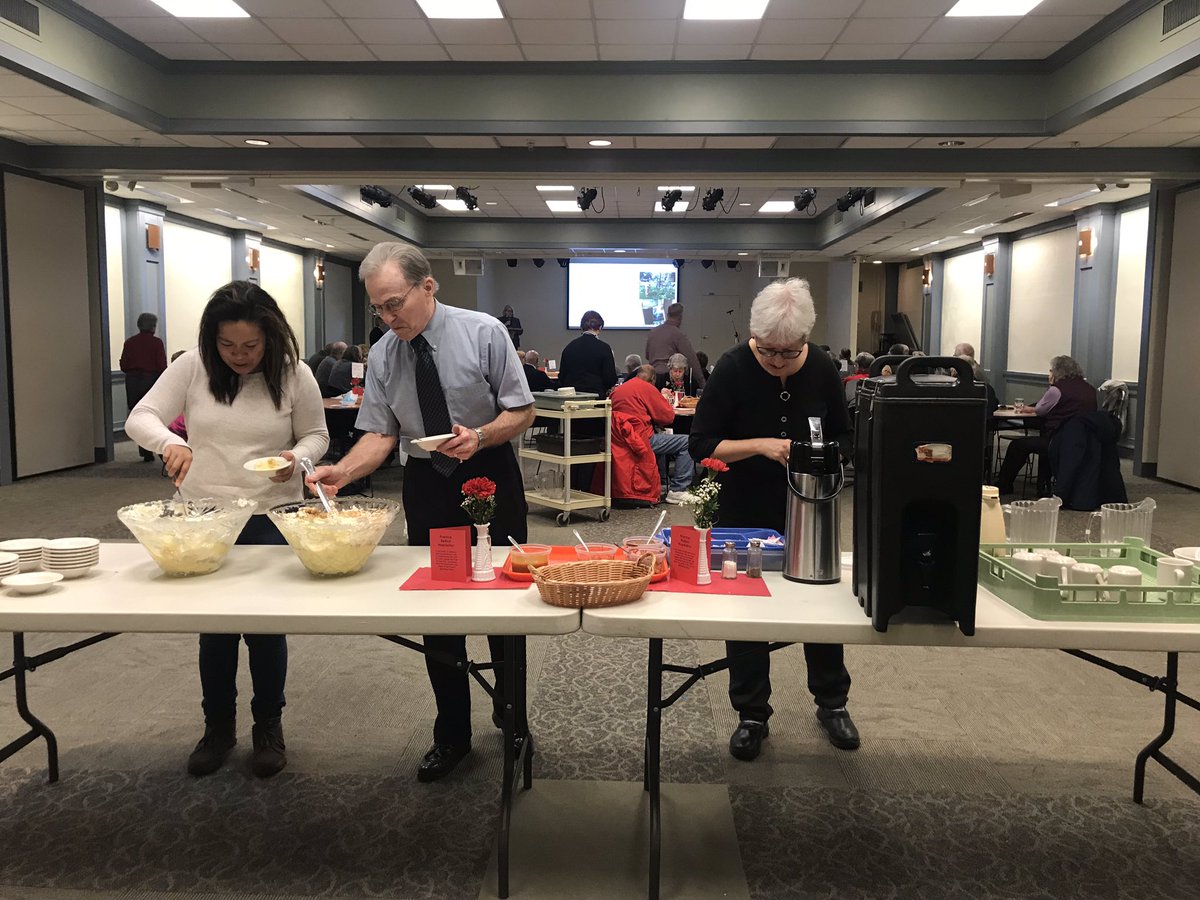 NorthBroadwayUM's tweet photo. BIG SHOUTOUT to our kitchen crew who served us delicious @citybbq for our State of the Church meeting on Sunday afternoon. They did an awesome job setting up the meeting, prepping food and cleaning up. #stateofchurch #bbq #yum #eat #food #kitchencrew #sundayfunday https://t.co/lkp0Uqwx0N
