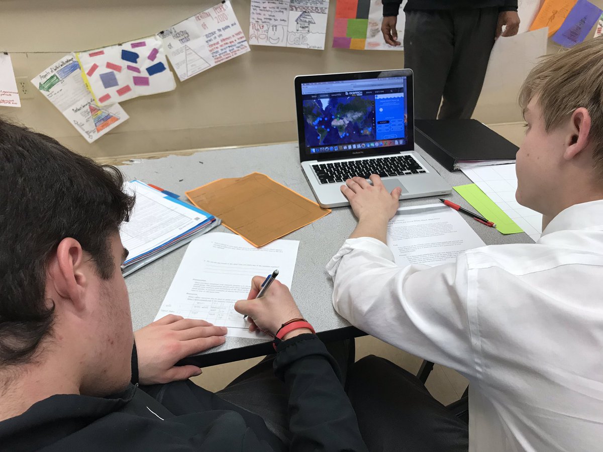 kperez919's tweet photo. Marine Science students are tracking sharks and looking for trends. #marinescience #wearestlukes #morethanaschool @SLWildcats https://t.co/xhBOJIWJ9Q