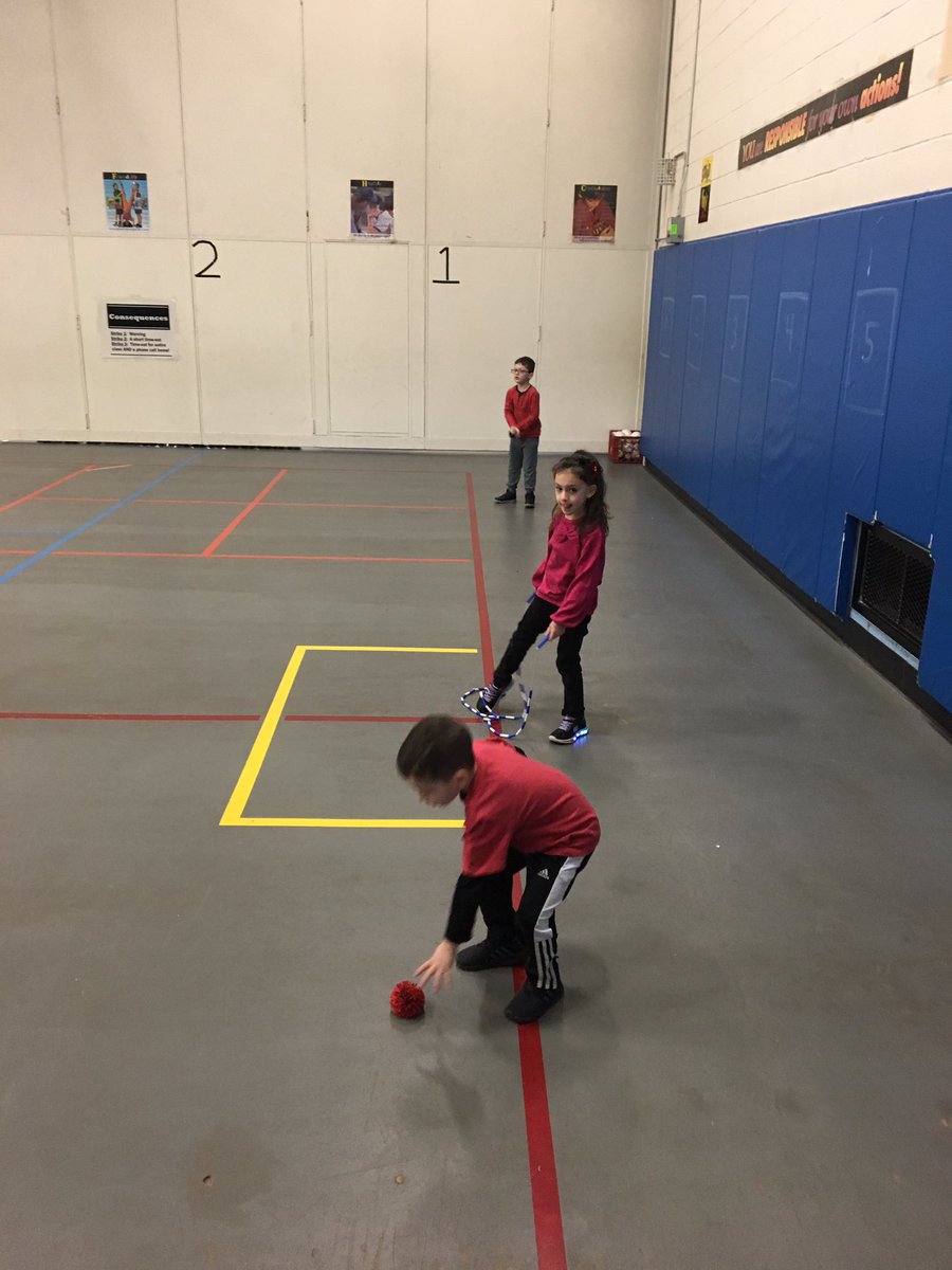 BlessingMahopac's tweet photo. Kinders Rocking the Red in PE! #KindnessMattersInPac #GKC2019 @donntobin @bulldogslv https://t.co/bkJ8ZuKebP