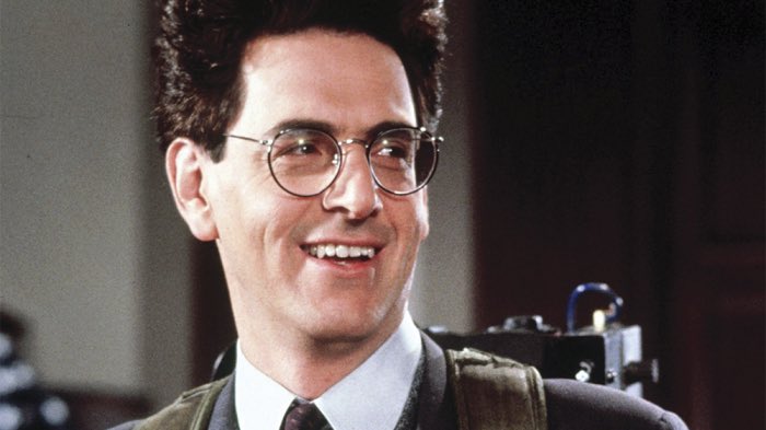  #LesCinéastesDuHangarRangée 5107 - HAROLD RAMIS21 novembre 1944 - 24 février 2014(U.S.A)- Club Paradis (86)- Un Jour Sans Fin (93)- Stuart Sauve sa Famille (95)- Mes Doubles, Ma Femme & Moi (96)- Mafia Blues (99)- Faux Amis (05)- L’An 1 : Des Débuts Difficiles (09)