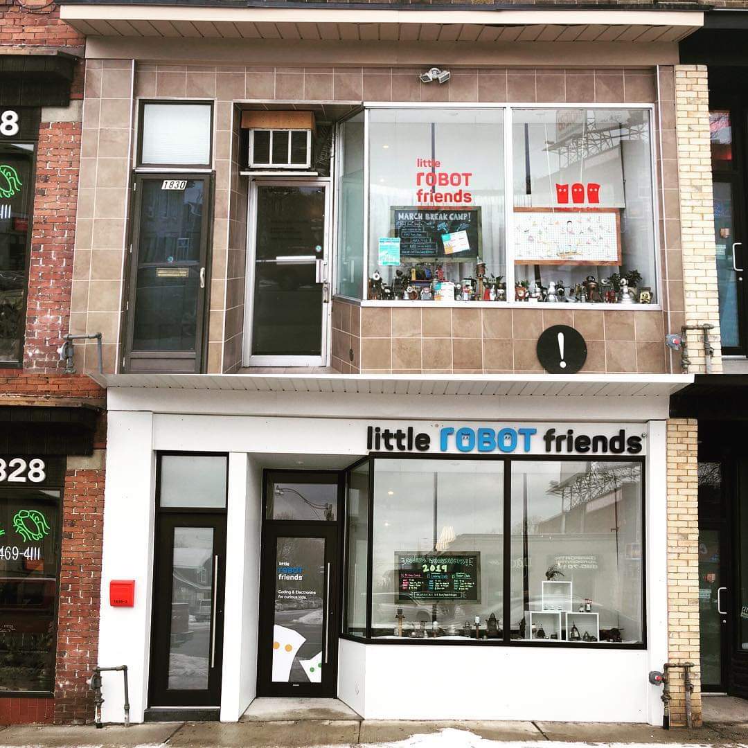 RDSToronto's tweet photo. Heyhey, check out this cool storefront project we recently completed for #LittleRobotFriends ~ #rowedesignstudios #custom #renovations #eastendlove #danfortheast @TheDannyBIA @DECAdiaries https://t.co/MogDdynBj0