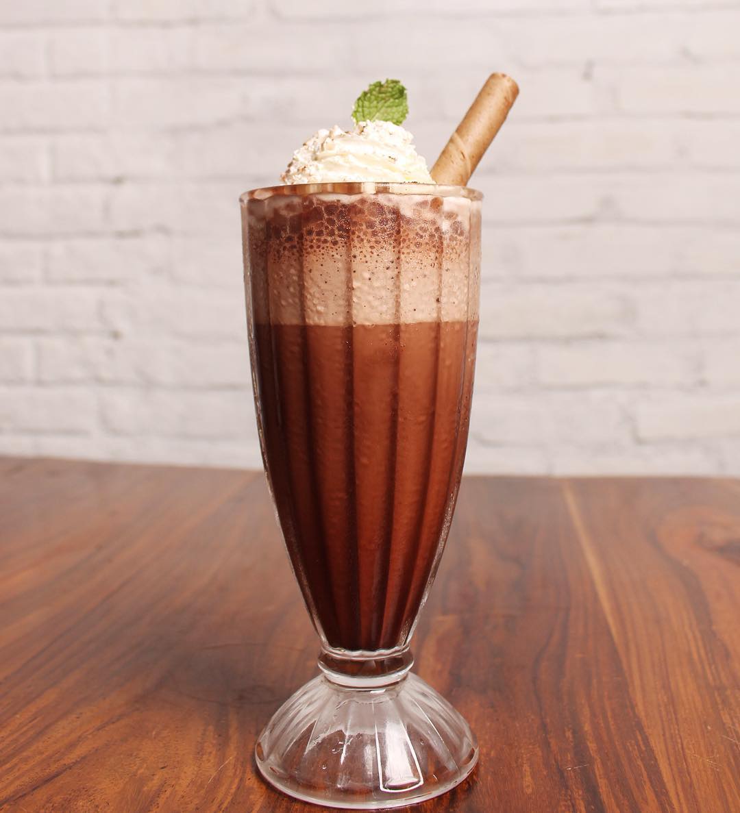 Enaknya minum Java Chip Prapuccino. Kopi bland ala Koffitijd ini nikmat dan menyegarkan😋😍
.
.
.
.
.
.
.
.
.
.
.
#Koffietijd #Kopitijdbandung #KopiBandung #Kopi #Espresso #Americano #Cappucino #Latte #Robusta #Arabika #KopiNusantara #KopiPapua #KopiToraja #KopiMandailing