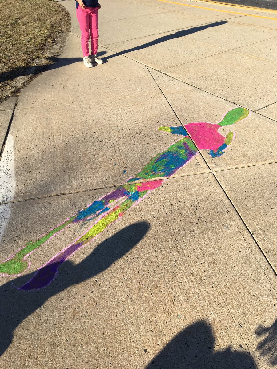 Traci O'Neill tweet media