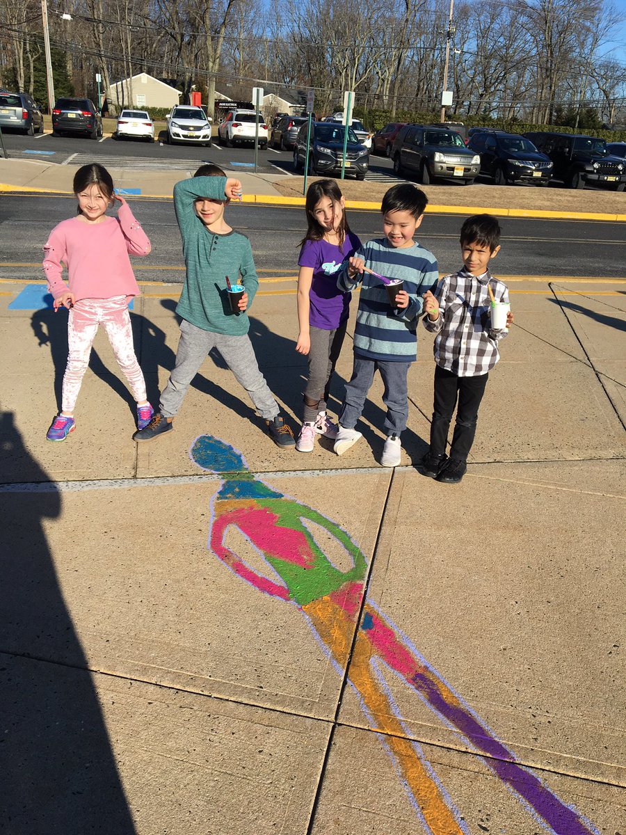 Traci O'Neill tweet media