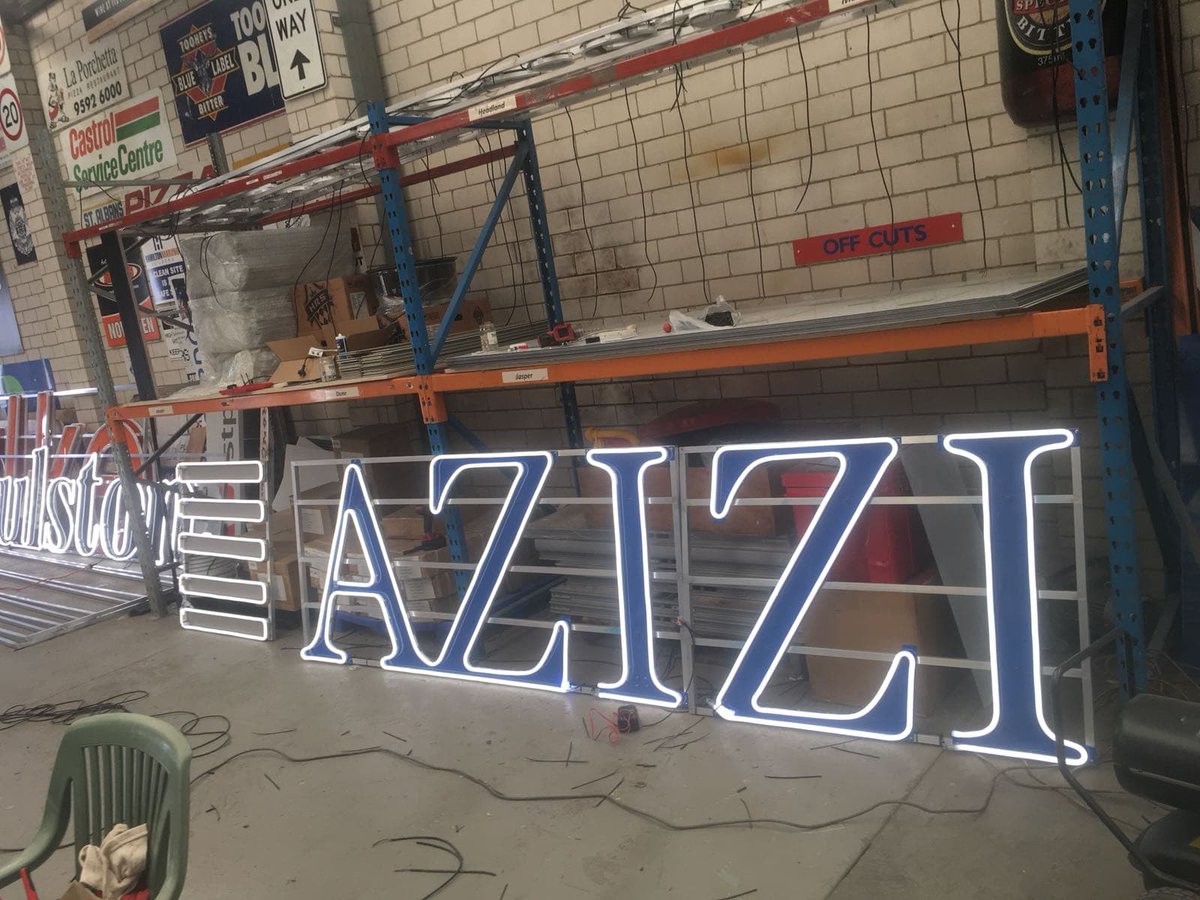 TowerCraneSigns's tweet photo. LED illuminated tower crane signage for AZIZI #uae #dubai #abudhabi #construction #crane #cranes https://t.co/R0Ll03n2hL