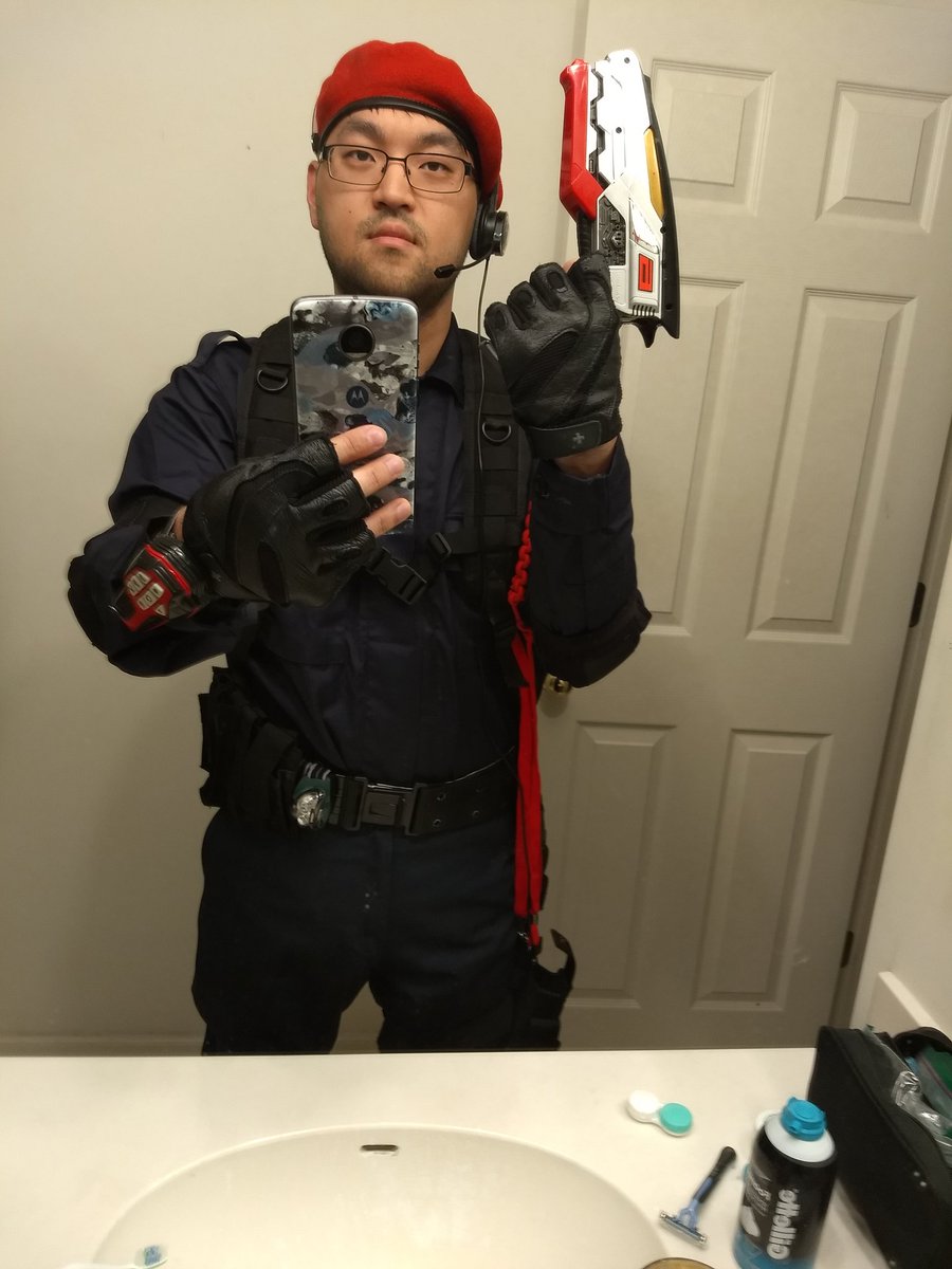 WraXden's tweet photo. I've been a little busy playing #KingdomHearts3 since release but I still need to get ready for @Animemilwaukee Here's a new #cosplay I'll have ready by then: Eric Myers from #powerrangers Time Force
#cosplaying #supersentai #timeforce #timeforcecosplay https://t.co/nUcIplpnSP