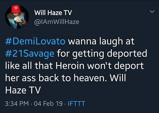 IAmWillHaze's tweet photo. Yeh, #Fuxk @ddlovato and @tomilahren.
Someone tell #CardiB to get the leash!
°
°
°
°
#ALWAYSSECURETHEBAG
#IWANTALLTHESMOKE
Follow 👉🏽 @_iwantallthesmoke https://t.co/Ff0eONmGsk https://t.co/oBWRurBAxs
