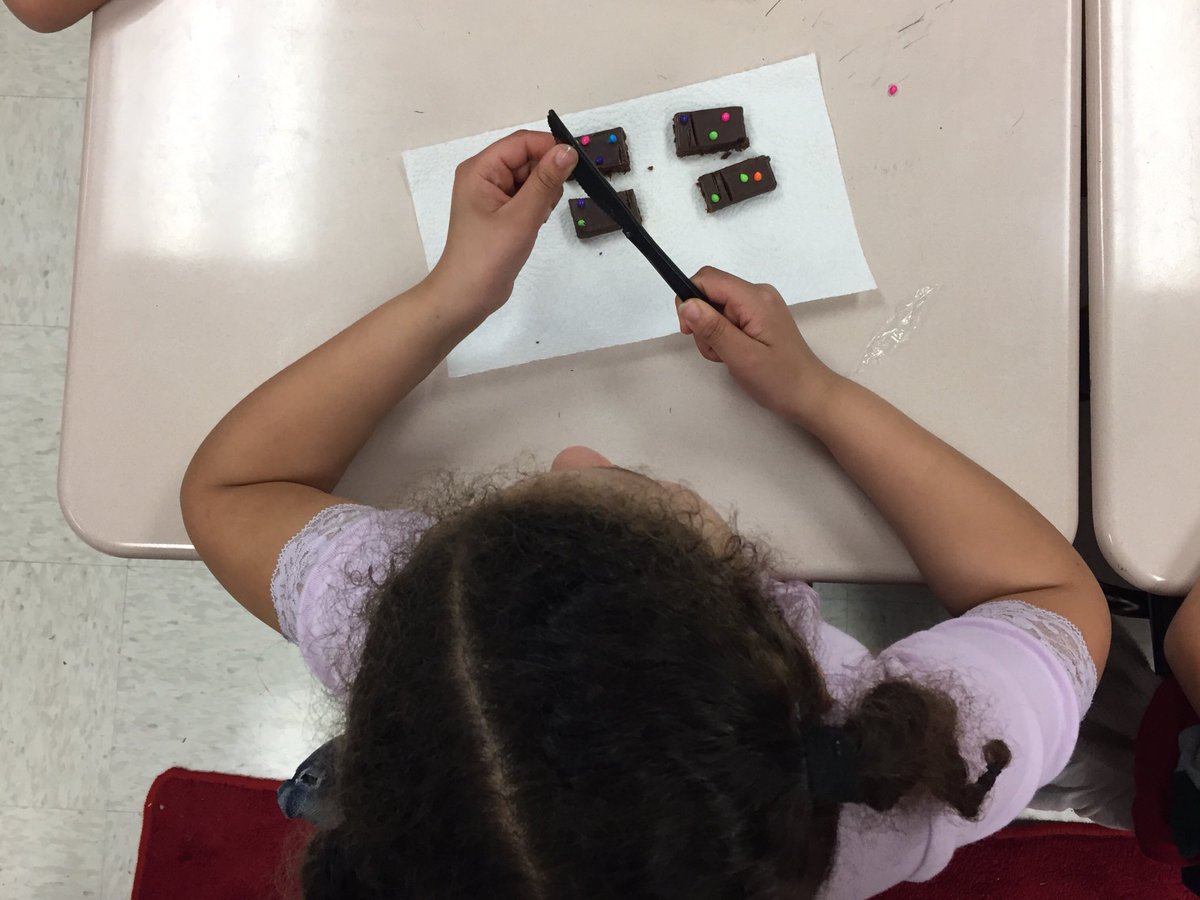 KimGulledge's tweet image. Fair shares and brownies w/@klevans1181 @RivertonElem #AllMeansAllMCSS #fractionsarefun