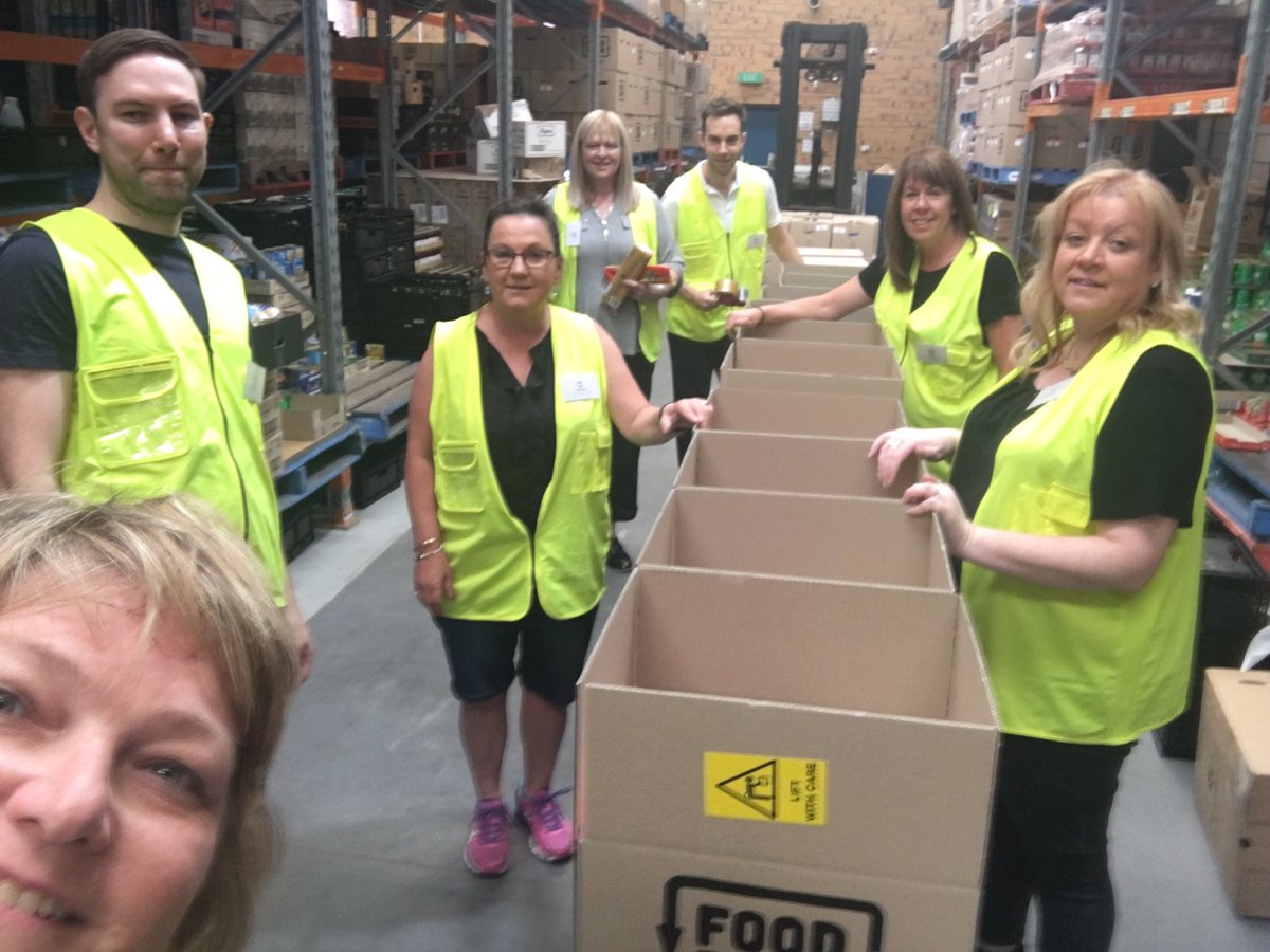 Faster faster!! Great team work with ANZ staff at Foodbank. Great cause and great group. <a href="/Howe2Frank/">Frank</a> <a href="/MattRichter304/">Matt Richter</a> <a href="/larissa_beeson/">Larissa Beeson</a> <a href="/paul_presland/">Paul Presland</a> #teamwork #community <a href="/byronbedford/">Byron Bedford</a> <a href="/JacintaFitzger5/">Jacinta Fitzgerald</a> <a href="/SueBoot01012415/">Sue Booth</a> <a href="/NeedsGayle/">Gayle Needs</a> <a href="/mcivor_tracy/">Tracy McIvor</a>