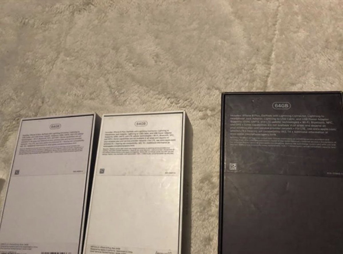 Almighty_Lady's tweet photo. #DM if interested ! Selling all iPhones #iPhones ! Shipping or we can meet ! #iphones #iphones https://t.co/bzP4upWZjN